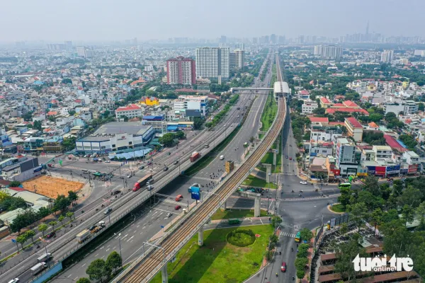 xa lộ hà nội - Ảnh 8.