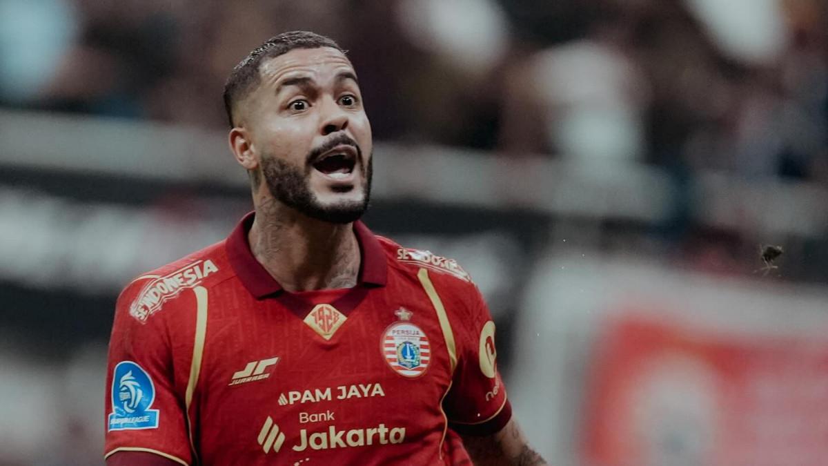 PERSIJA JAKARTA VS DEWA UNITED - Striker asing Persija Jakarta, Maxwell Souza melakukan selebrasi setelah menjebol gawang Dewa United, Minggu, 15 Maret 2026.