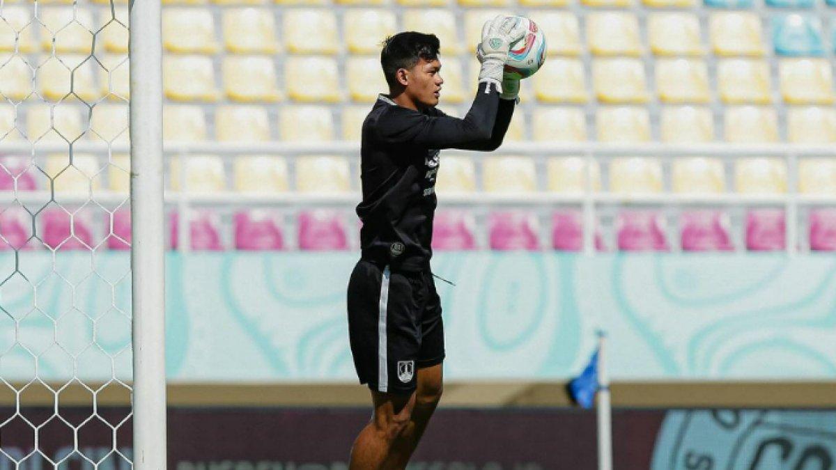 Kiper Persis Solo, Muhamad Riyandi.