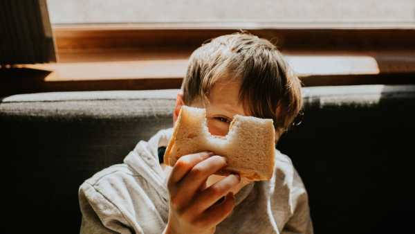 Bread Eating Tips: What happens to the body by eating bread for breakfast every day? Expert told