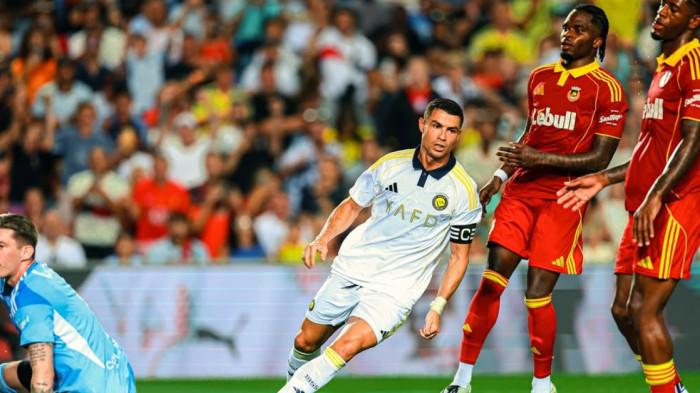 LAGA PRAMUSIM - Aksi Cristiano Ronaldo saat laga pramusim Al Nassr vs Rio Ave di Estadio Algarve, Jumat (8/8) dini hari WIB. (Foto diunduh dari Instagram Al Nassr)