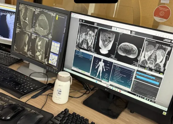 Hoàng Đức bị quá tải sau trận tuyển Việt Nam thắng Malaysia - Ảnh 1.