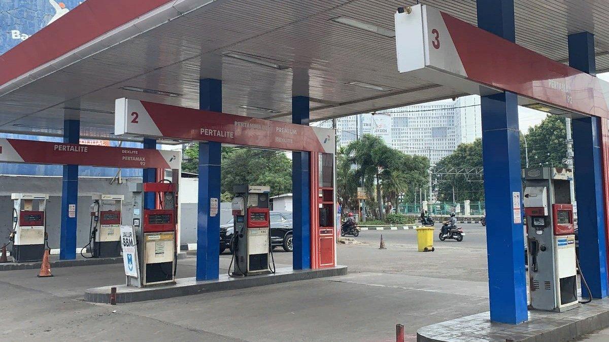 SPBU Pertamina di Jalan Ir. Juanda, Margahayu, Kota Bekasi, ditutup sementara, Selasa (26/3/2024).