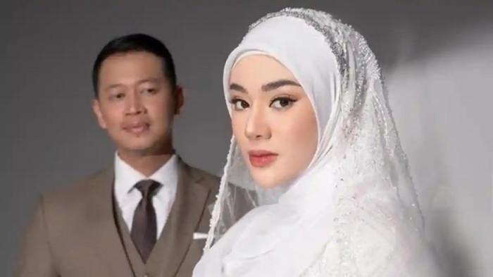 SELINGKUH - Selebgram Clara Shinta memergoki suaminya selingkuh, ungkap bukti chat dan video call di Instagram. Meski sudah dihapus, unggahannya viral di media sosial