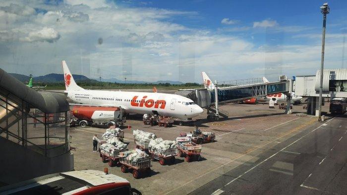 Suasana Bandara Djalaludin Gorontalo.