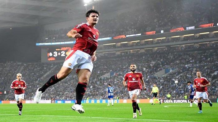 Selebrasi gol Harry Maguire saat selamatkan Manchester United dari kekalahan dari Porto di Liga Eropa, Jumat (4/10/2024).