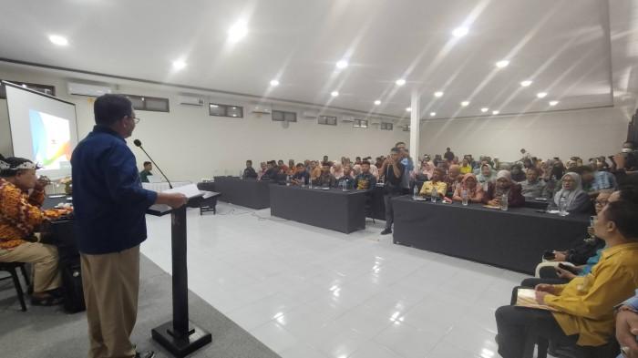 Bupati Boalemo Rum Pagau membuka bimbingan teknis rrrr