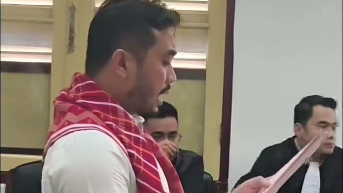 KASUS VIRAL - Direktur CV. Promiseland, Amsal Christy Sitepu, saat mengikuti persidangan di Pengadilan Negeri (PN) Medan.