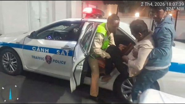 Cảnh sát giao thông - Ảnh 1.