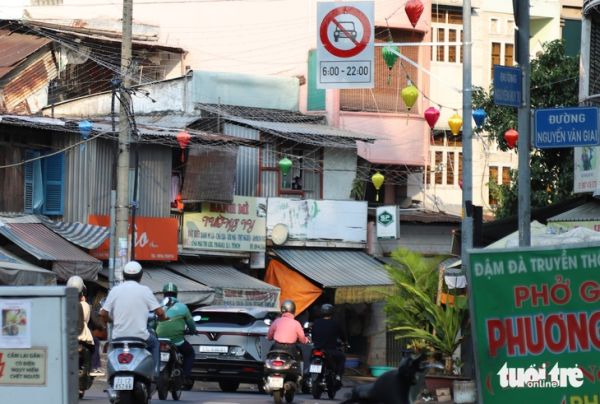 giờ cấm - Ảnh 1.