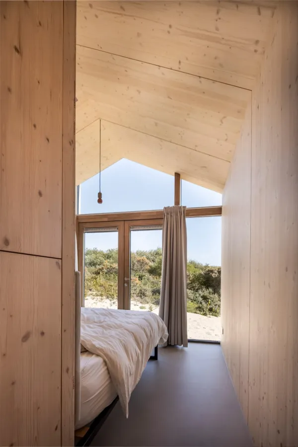 Ngôi nhà 'di chuyển cùng những cồn cát' - Ảnh 13.