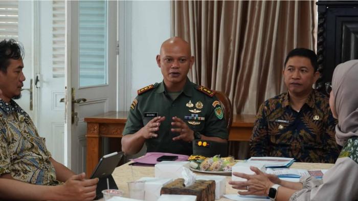 Pemerintah Kabupaten Sukabumi terus aktif memastikan percepatan progres fisik pembangunan Koperasi