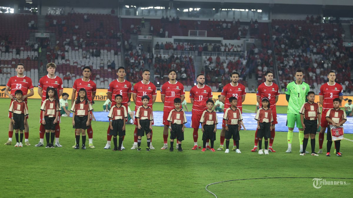 FIFA SERIES - Timnas Indonesia, sebelum melawan Timnas Bulgaria pada FIFA Series 2026 di Stadion Utama Gelora Bung Karno (SUGBK) Jakarta, Senin (30/3/2026). Timnas Indonesia sementara tertinggal 1-0 di babak pertama, difoto menggunakan Canon EOS R5 Mark II