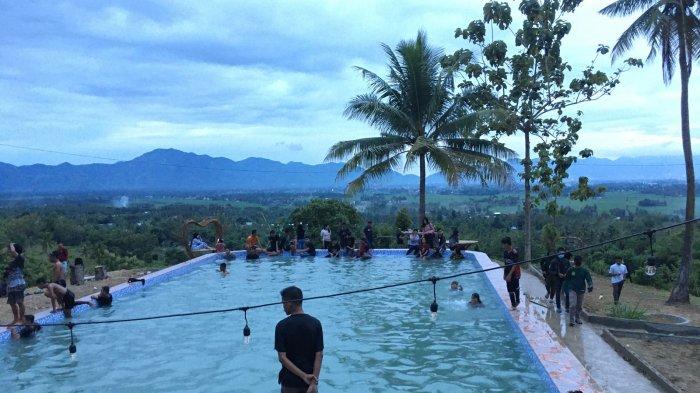 VIRAL - Bumi Ceria, obyek wisata baru di pegunungan Desa Bulotalangi, Kecamatan Bulango Timur, Kabupaten Bone Bolango, Minggu (2/1/2021).