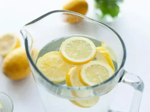 Manfaat Air Lemon untuk Kesehatan Manfaat Air Lemon untuk Kesehatan