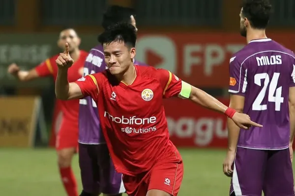 Thanh Nhàn hụt pen, PVF-CAND lỡ chiến thắng trước Becamex TP.HCM - Ảnh 1.