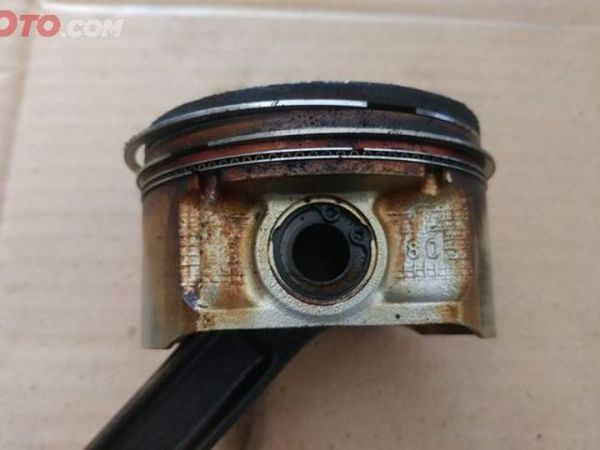 Ring piston motor yang sudah lemah