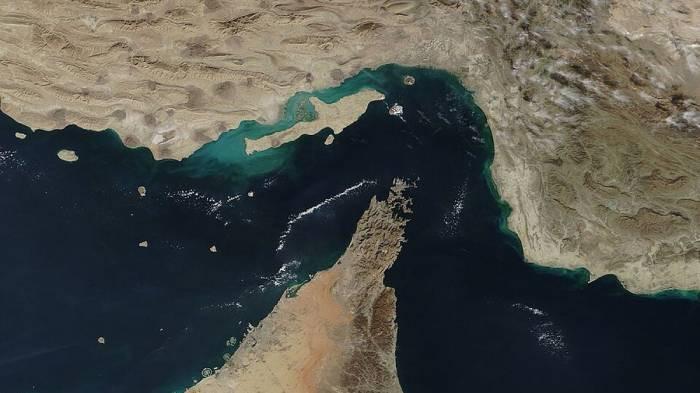 SELAT HORMUZ - Ilustrasi Selat Hormuz. Iran menerapkan aturan ketat untuk kapal yang boleh lewat Selat Hormuz dan yang tidak.