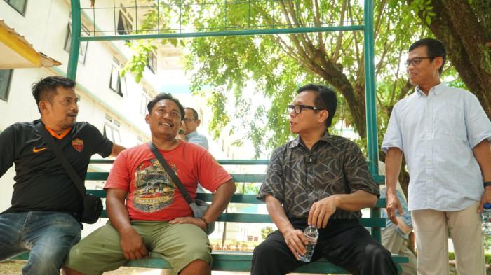 Reno, pekerja asal Duri, menceritakan pengalamannya selama tinggal di Griya