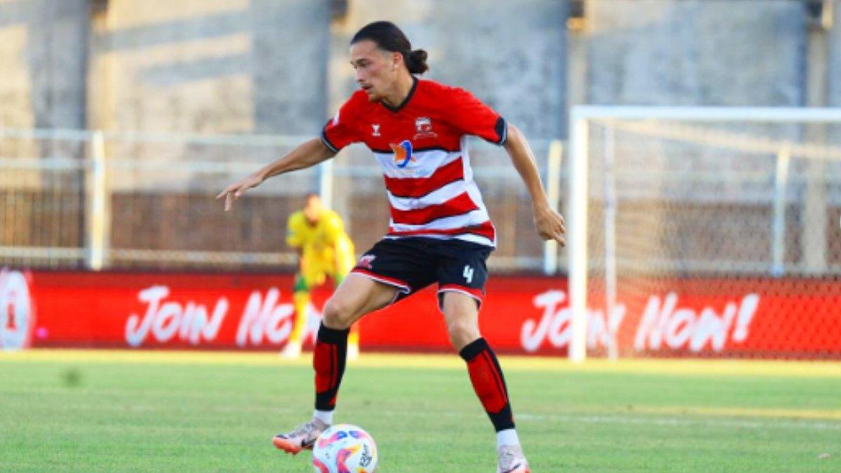 Gelandang Madura United Jordy Wehrmann.
