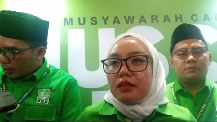 Wakil Menteri Koperasi (Wamenkop) Republik Indonesia, Farida Farichah didampi