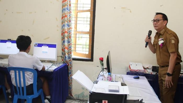 Wali Kota Tomohon Caroll Senduk rilis token pelaksanaan TKA