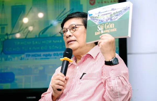 'Tôi ân hận vì chưa đưa con đi… nhặt rác' - Ảnh 2. 'Tôi ân hận vì chưa đưa con đi… nhặt rác' - Ảnh 2.