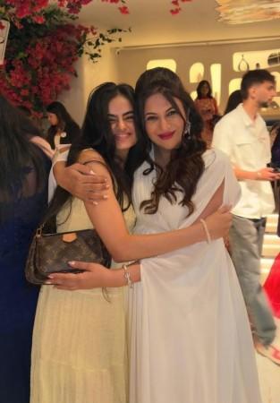 Vivek Dahiya Kisses Pregnant Divyanka Tripathi's baby Bump, she blushes, her On-Screen Daughter Ruhi Gets Emotional at Baby Shower