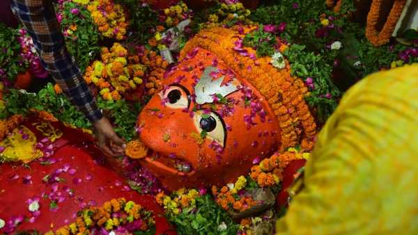 Hanuman Ji: Why is Tuesday considered Hanuman ji's day? Know what things to keep in mind on this day
