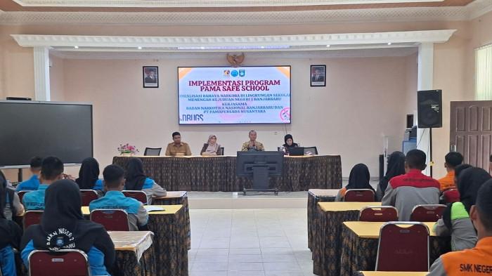 Sosialisasi bahaya penyalahgunaan narkoba yang digelar di SMKN 2 Banjarbaru2