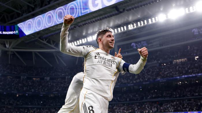 SELEBRASI - Kapten Real Madrid, Federico Valverde merayakan gol dalam pertandingan melawan Manchester City di Santiago Bernabeu, pada leg pertama babak 16 besar Liga Champions, Kamis (12/3/2026) dini hari WIB. Valverde hattrick ke gawang Manchester City.
