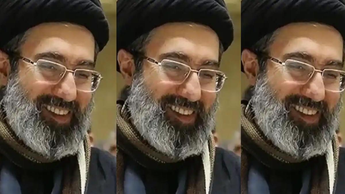 PENGGANTI ALI KHAMENEI - Putra tertua kedua Ali Khamenei, Motjaba Khamenei dikabarkan terpilih jadi pimpinan tertinggi Iran.