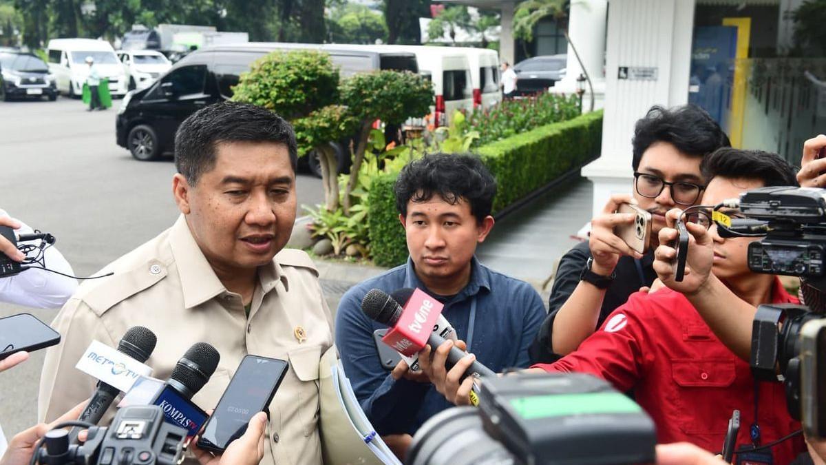 KABAR MENTERI - Menteri PKP Maruarar Sirait (Ara) saat ditemui di Istana, Jakarta, Senin (6/6/2026).