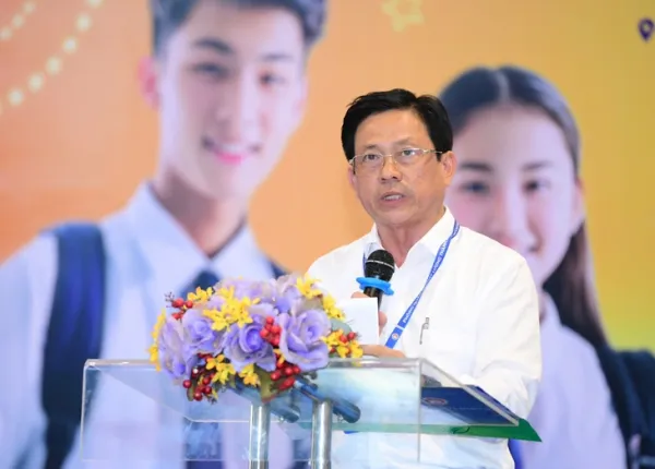 Lần đầu tiên thi tốt nghiệp THPT với số thí sinh 'khủng', TP.HCM yêu cầu gì? - Ảnh 1.