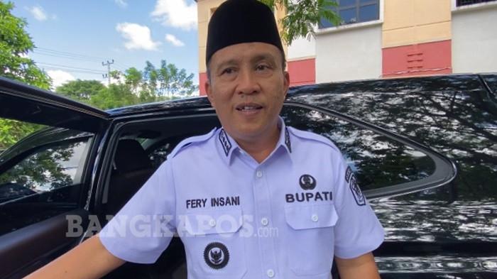 Bupati Bangka, Fery Insani saat diwawancarai Bangkapos.com, Rabu (8/4/2026).