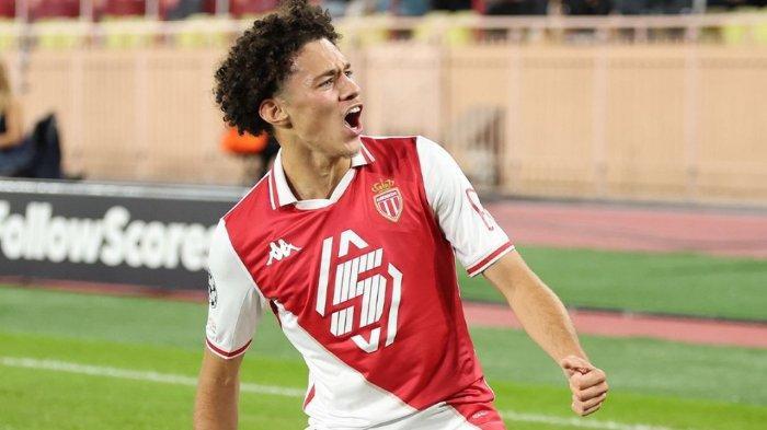 PEMAIN AS MONACO - Pemain AS Monaco Maghnes Akliouche saat merayakan gol ke gawang Barcelona FC dalam pertandingan pembuka Liga Champions 2024/2025.