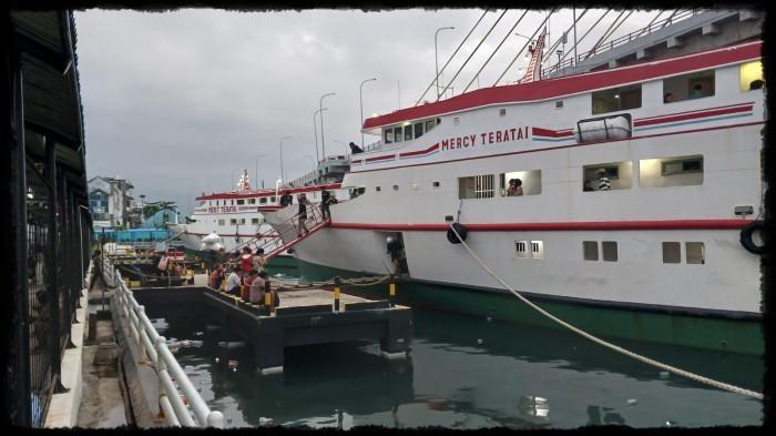 JADWAL KAPAL - Kapal berlabuh di Pelabuhan Manado, didokumentasikan beberapa waktu lalu.