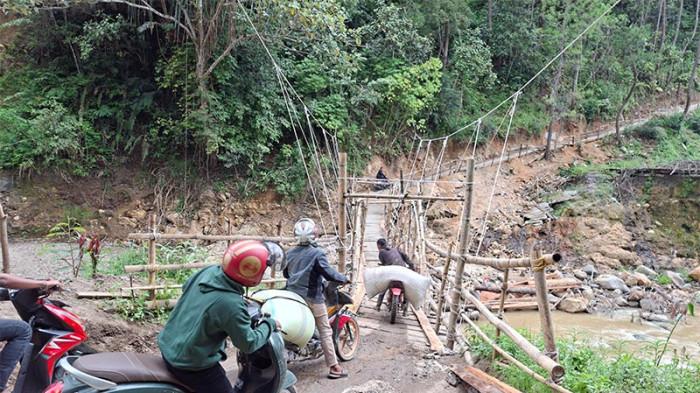 jembatan wih kanis bener meriahhh