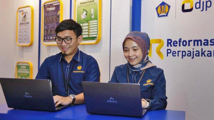 KONSULGAB CORETAX - Petugas dari Kanwil DJP Jatim I disiapkan untuk menjadi penerima masyarakat yang berkonsultasi lewat layanan Konsultasi Gabungan Coretax (Konsulgab Coretax). Layanan ini memberikan solusi dengan menyediakan wadah konsultasi terpusat, cepat, dan tepat.