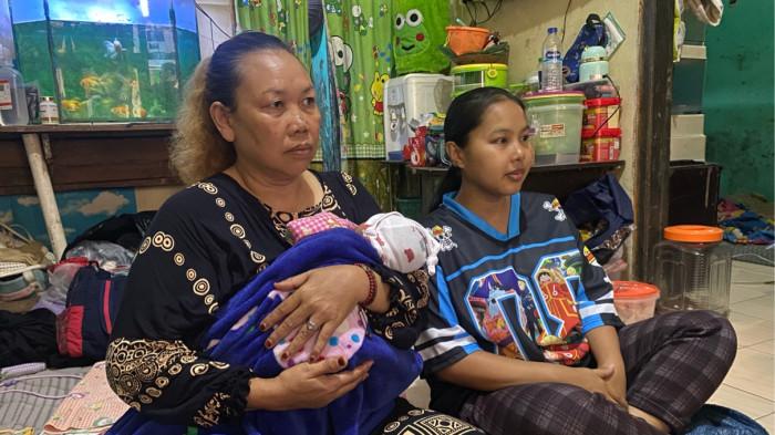 NYARIS KEHILANGAN BAYI- Nina Saleha (27) menceritakan detik-detik ia nyaris kehilangan bayinya di Rumah Sakit Hasan Sadikin (RSHS) Bandung. Peristiwa ini viral di media sosial.Peristiwa tersebut terjadi pada Rabu pagi, 8 April 2026, ketika Nina hendak menjemput bayinya yang dirawat akibat kondisi sakit kuning sejak beberapa hari setelah lahir.