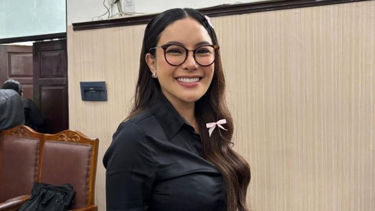 KABAR ARTIS - Nikita Mirzani minta tolong Presiden Prabowo terkait sidang PMH, sang artis singgung tindakan hakim.