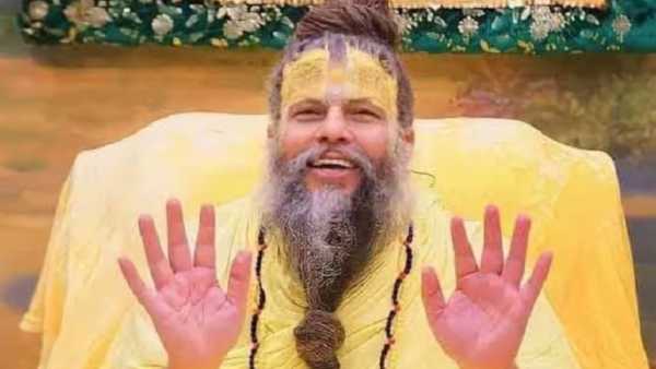 Premanand Maharaj (7)