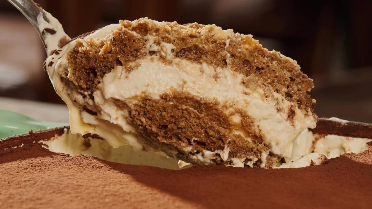 Senti Ristorante, satu tiramisu cake enak di Bandung yang lagi viral.