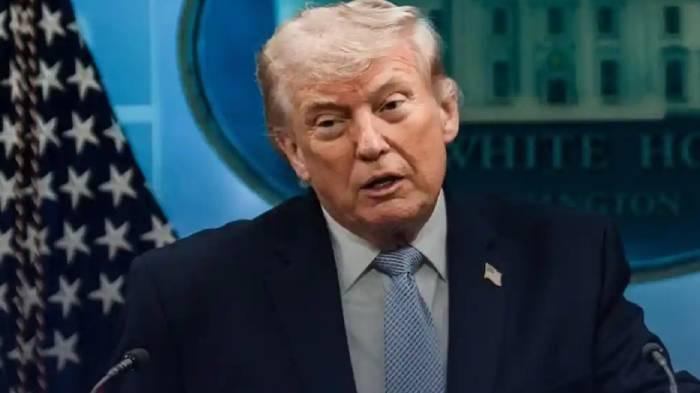 DAMAI - Foto diambil dari Facebook The White House, memperlihatkan Presiden AS Donald Trump dalam konferensi pers di Gedung Putih pada Senin (6/4/2026). Trump mendadak damai dengan Iran, apa alasannya?
