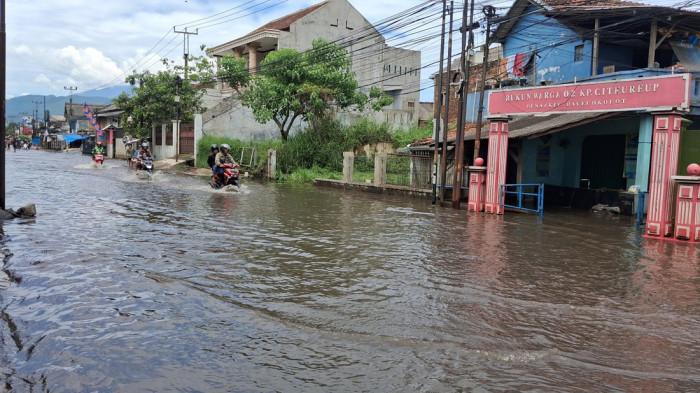 banjir mekarsari bandung