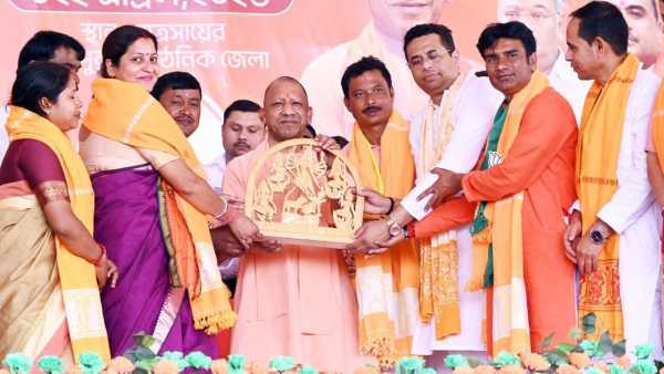 Bengal became 'Crime Capital' from 'Cultural Capital', CM Yogi's big attack on Mamata, told the full form of TMC