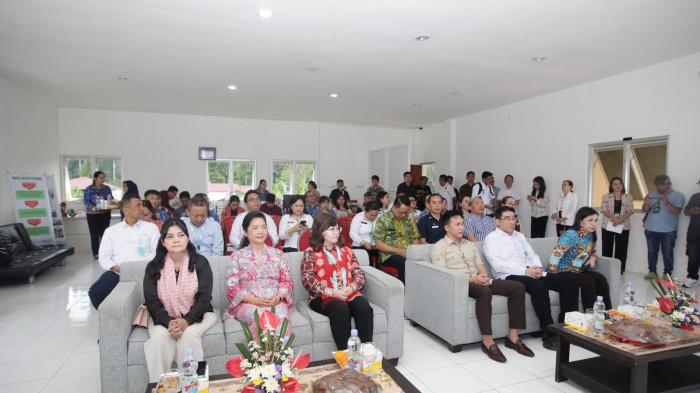 HARAPAN - Wali Kota Tomohon, Caroll Joram Azarias Senduk menyambut kunjungan Wakil Menteri Kesehatan RI dr. Benjamin Paulus Octavianus ke BLUD RSUD Anugerah Tomohon, Kota Tomohon, Sulawesi Utara pada Kamis (9/4/2026) lalu.
