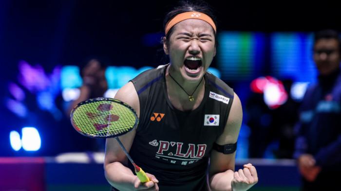 SELEBRASI - Tunggal putri Korea Selatan, An Se-young mengekspresikan kegembiraanya setelah menjuarai Malaysia Open 2026 dengan mengalahkan Wang Zhi Yi (China) dalam babak final di Axiata Arena, Kuala Lumpur, Malaysia, pada Minggu (11/1/2026). Dok/BWF