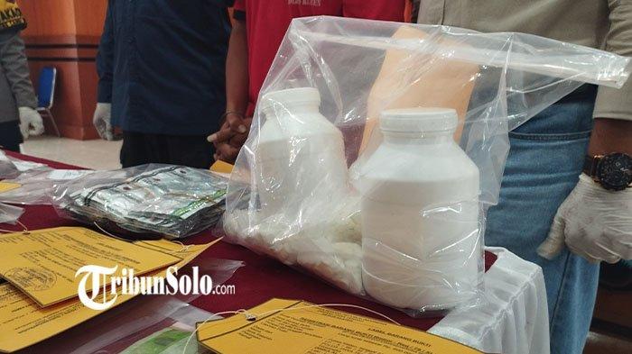 ILUSTRASI. Obat keras di Klaten beberapa waktu lalu. Di Wonogiri ditemukan pengedar obat keras yang masih muda.