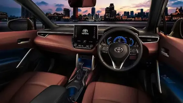 toyota-corolla-cross-interior